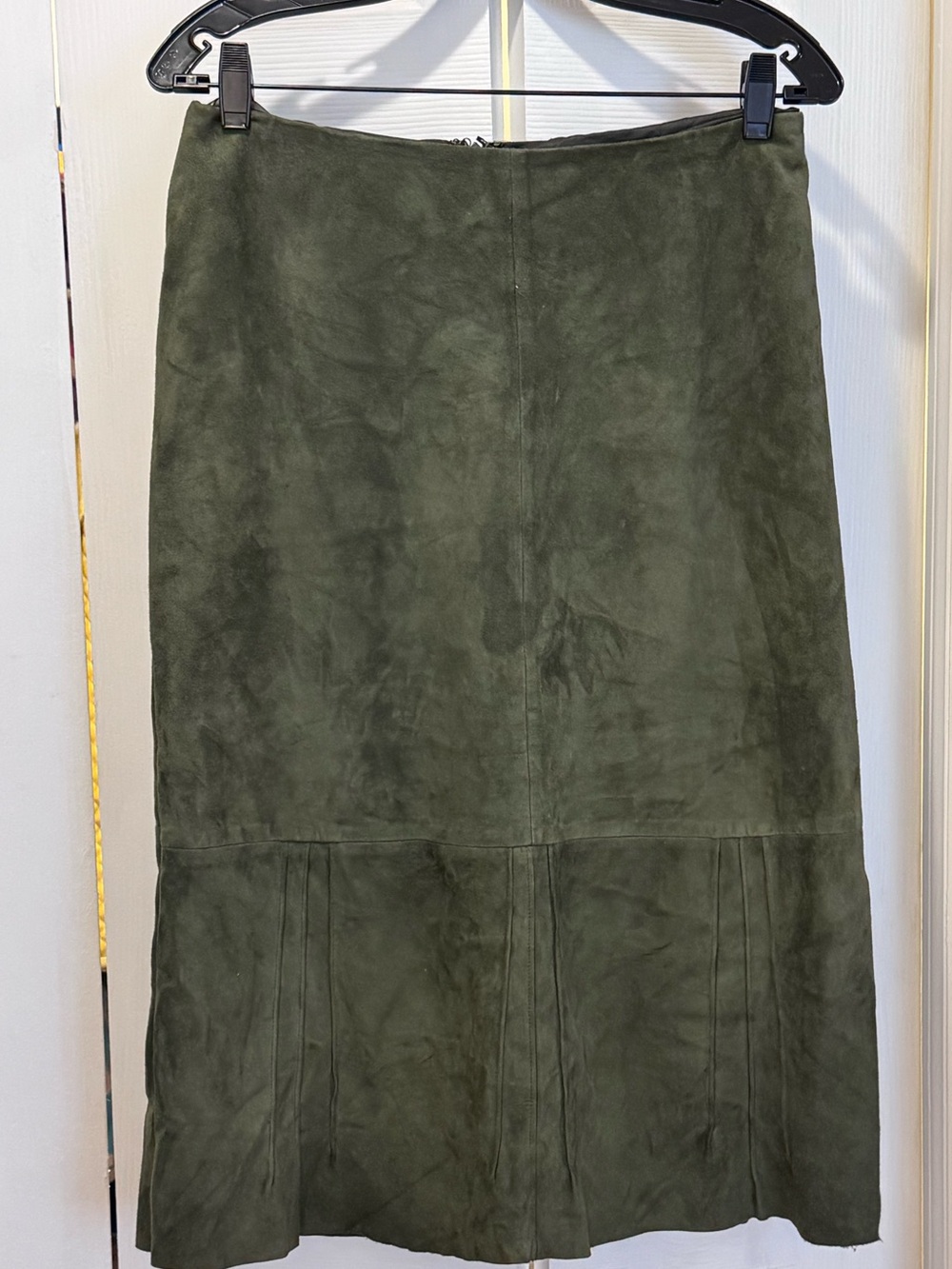 Banana Republic Genuine Suede Leather A-Line Skirt on Olive Green, Size 12 midi